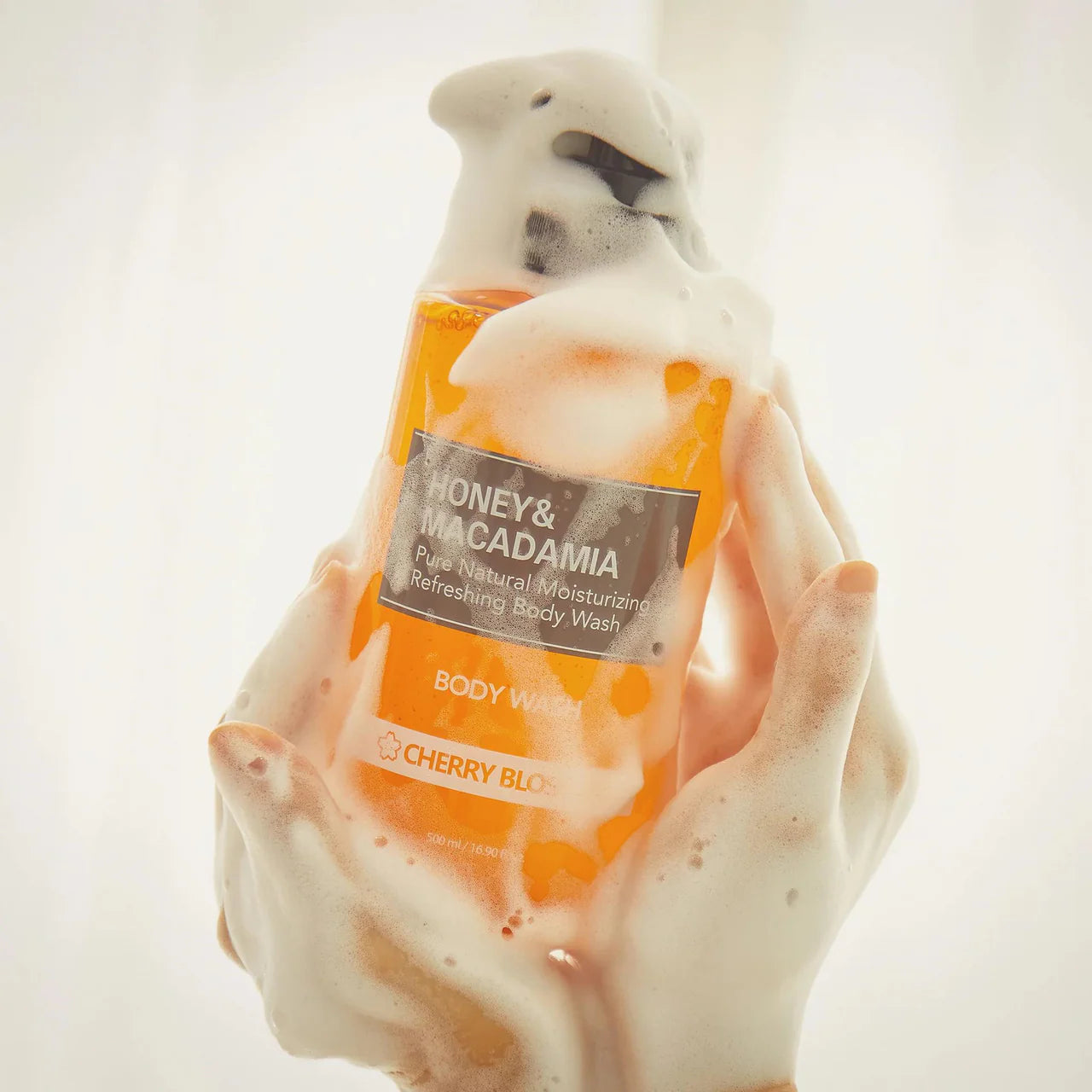 KUNDAL Honey & Macadamia Pure Body Wash-Pink Grapefruit 500ml