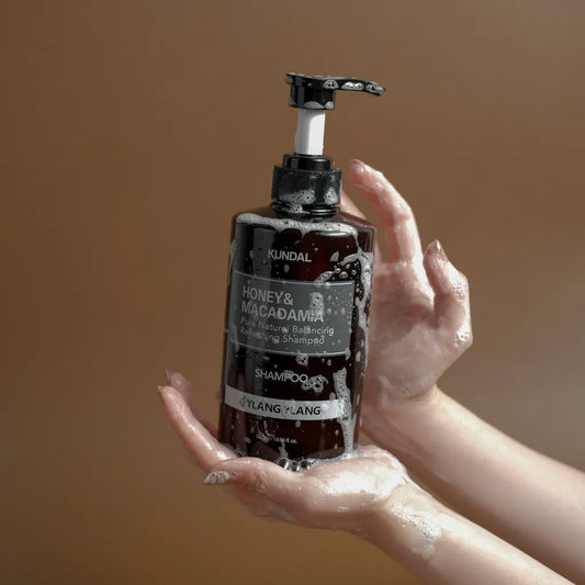 KUNDAL Honey & Macadamia Nature Shampoo-Clean Soap 500ml